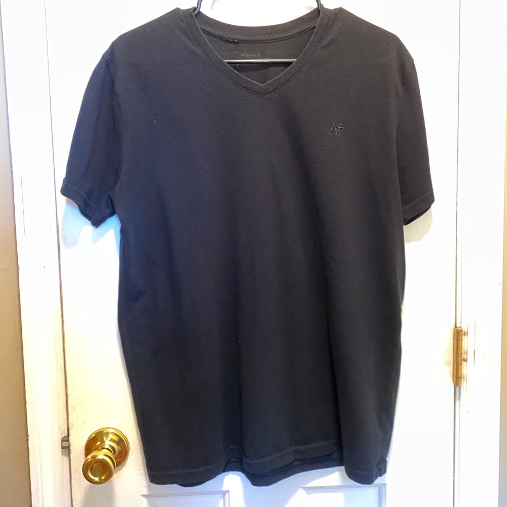 ♥️💖 Aeropostale Men’s Black Shirt Size L